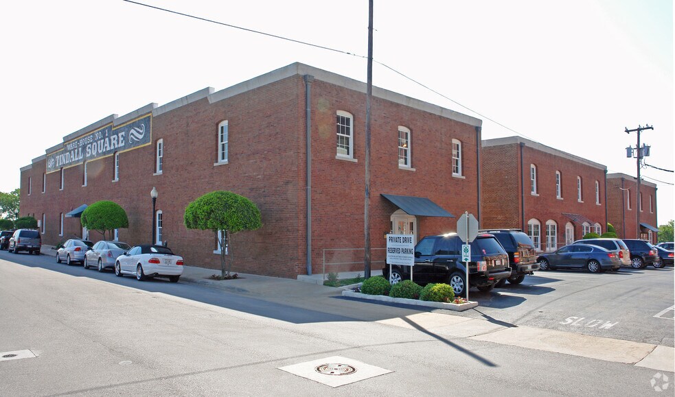 More Photos Of 604 E 4th St, Fort Worth Unknown For Lease