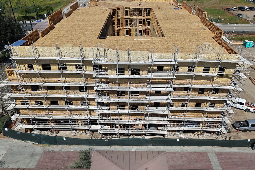 More Photos Of 24610 Washington Ave, Murrieta Multifamily For Sale