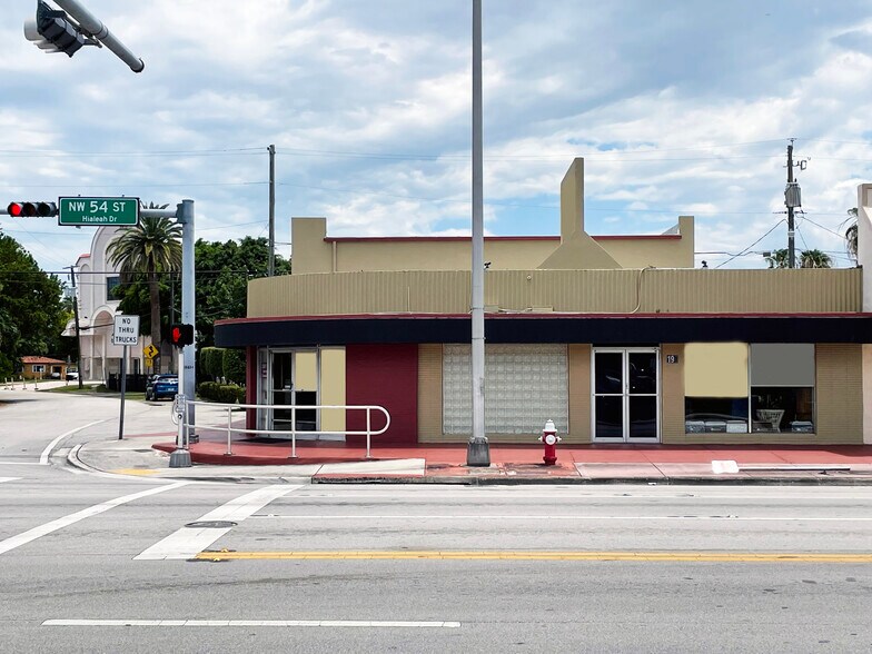 Primary Photo Of 198 Hialeah Dr, Hialeah Storefront Retail Office For Lease