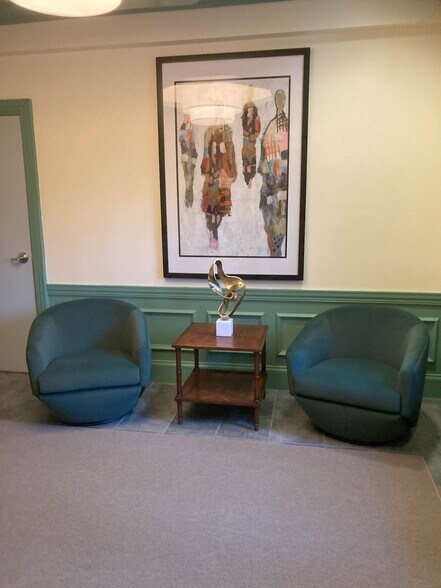 More Photos Of 69 Park St, Andover Medical For Lease