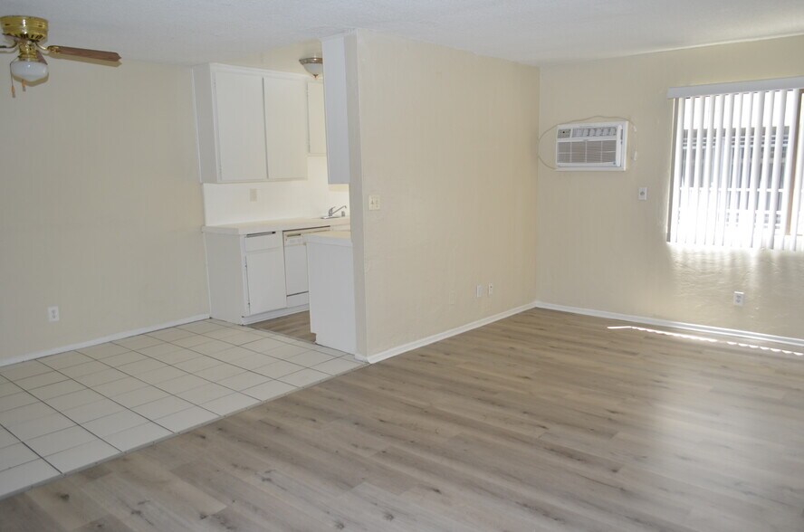 More Photos Of 7028 Alabama Ave, Canoga Park Apartments For Sale