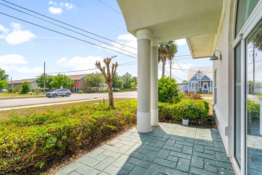 More Photos Of 5907 Sr-22, Panama City Funeral Home For Lease