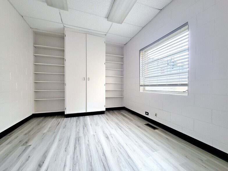 More Photos Of 2792 E Point St, Atlanta Loft Creative Space For Lease