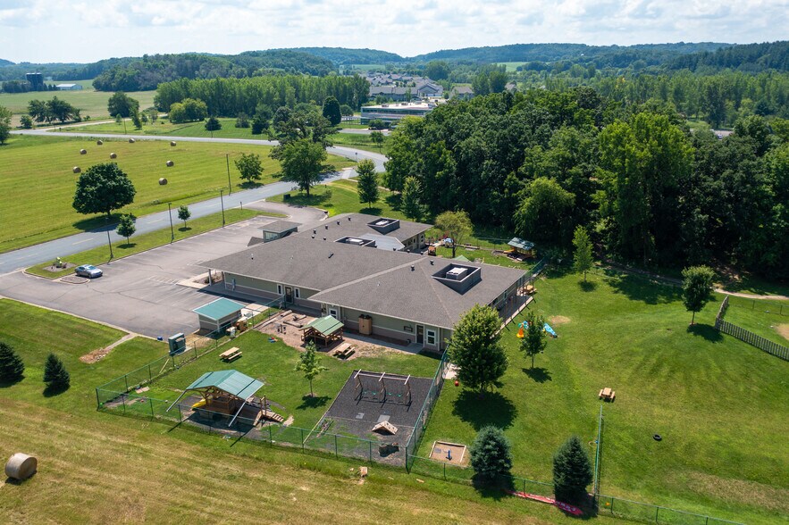 More Photos Of 425 Technology Dr E, Menomonie Daycare Center For Sale