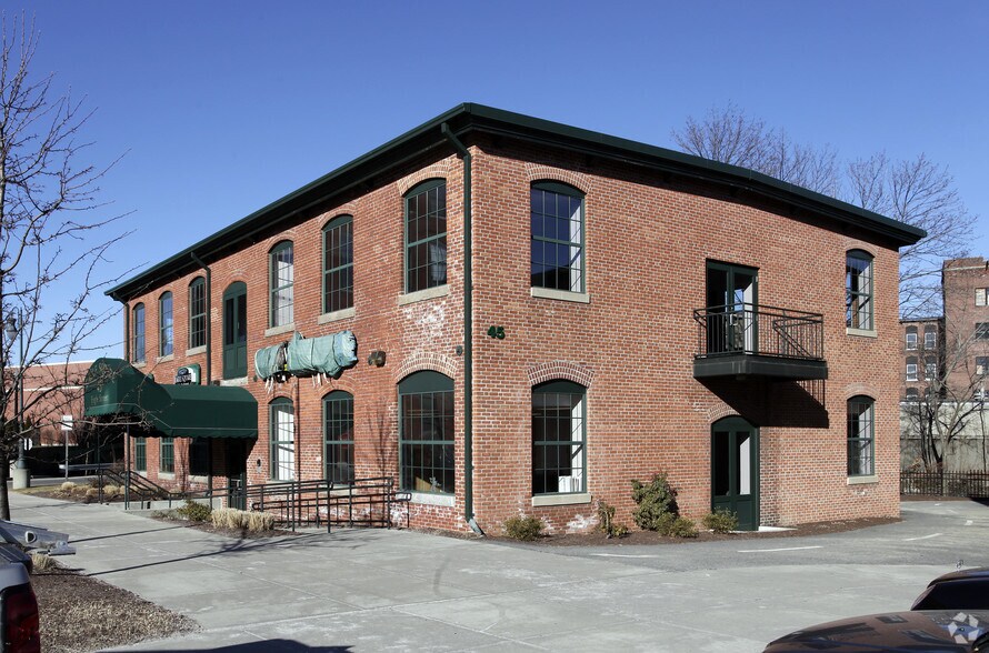 More Photos Of 325 Valley St, Providence Unknown For Lease