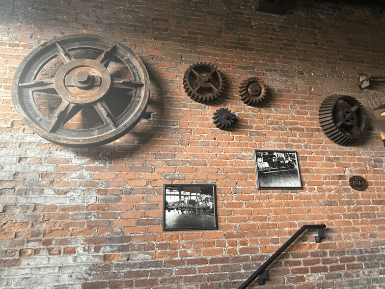 More Photos Of 887 W Marietta St NW, Atlanta Loft Creative Space For Lease
