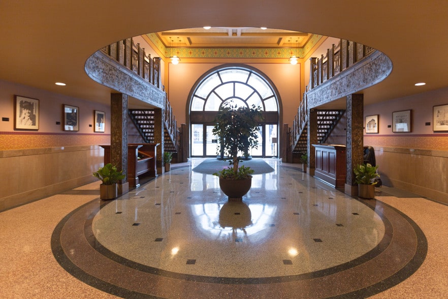 More Photos Of 54 W Hubbard St, Chicago Office For Lease