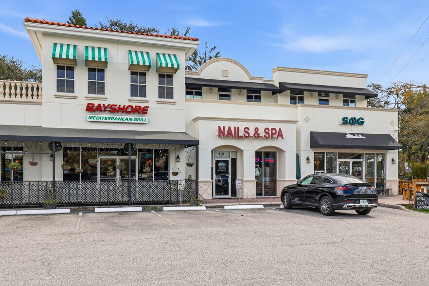 More Photos Of 6102 S Macdill Ave, Tampa Storefront For Lease