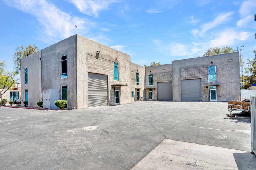 More Photos Of 4030 E Post Rd, Las Vegas Warehouse For Sale