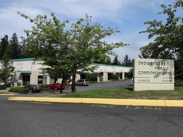 More Photos Of 9800 Harbour Pl, Mukilteo Light Manufacturing For Lease
