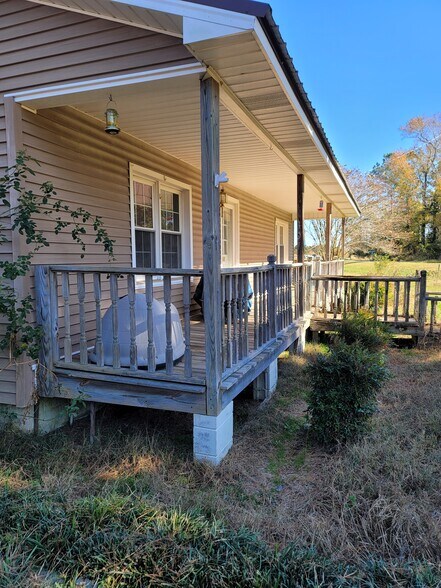 More Photos Of 215 Harding Rd, Chocowinity Office For Sale