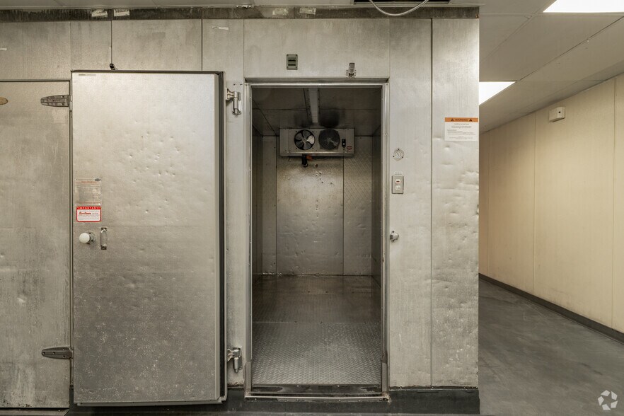 More Photos Of 1930 Sardis Rd N, Charlotte Fast Food For Sale