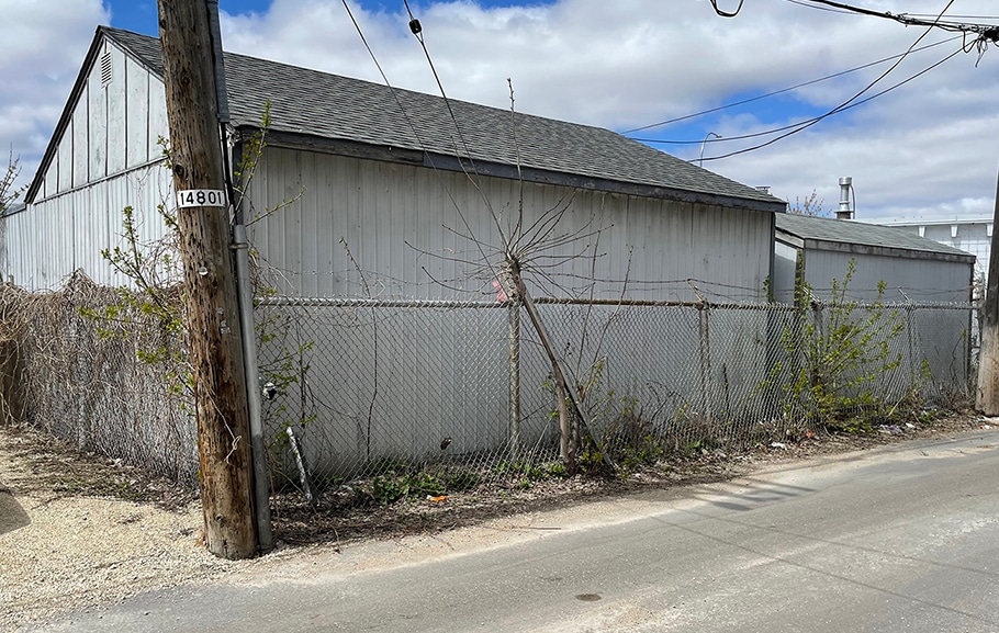 More Photos Of 545 Telfer St S, Winnipeg Storefront Retail Office For Sale