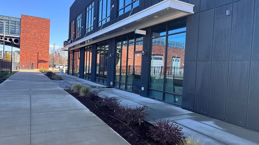 More Photos Of 3232 South Blvd, Charlotte Unknown For Lease