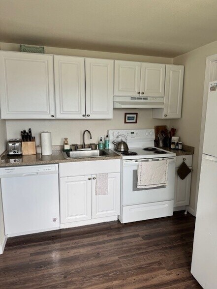 More Photos Of 27229 102nd Ave NW, Stanwood Apartments For Sale
