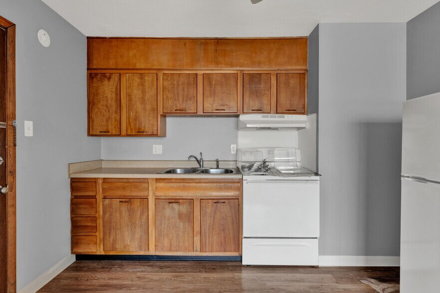 More Photos Of , Topeka Multifamily For Sale