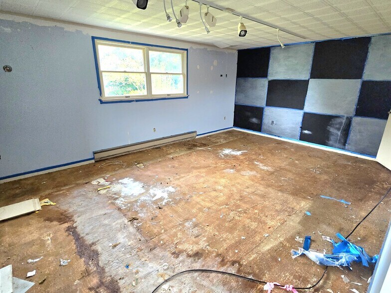 More Photos Of 420 Long Hill Rd, Groton Medical For Sale