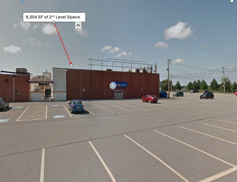 More Photos Of 139 Endicott St, Danvers Unknown For Lease