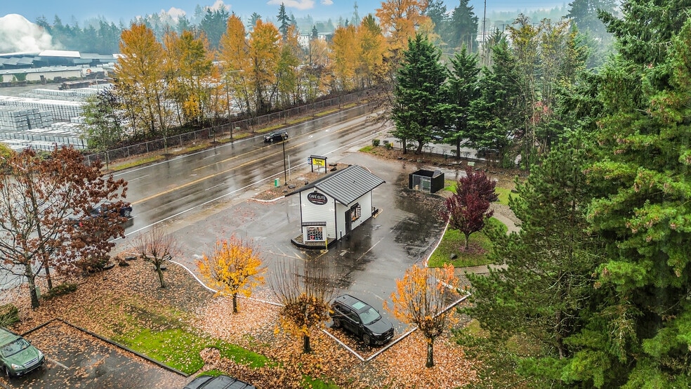 More Photos Of 7214 Bridgeport Way W, Lakewood Freestanding For Sale