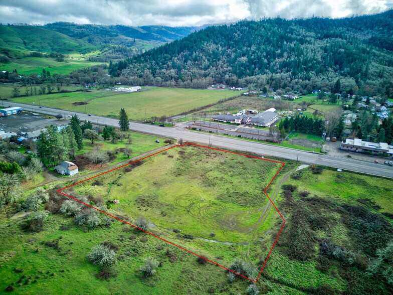 More Photos Of 3110 NE Diamond Lake Blvd, Roseburg Land For Sale