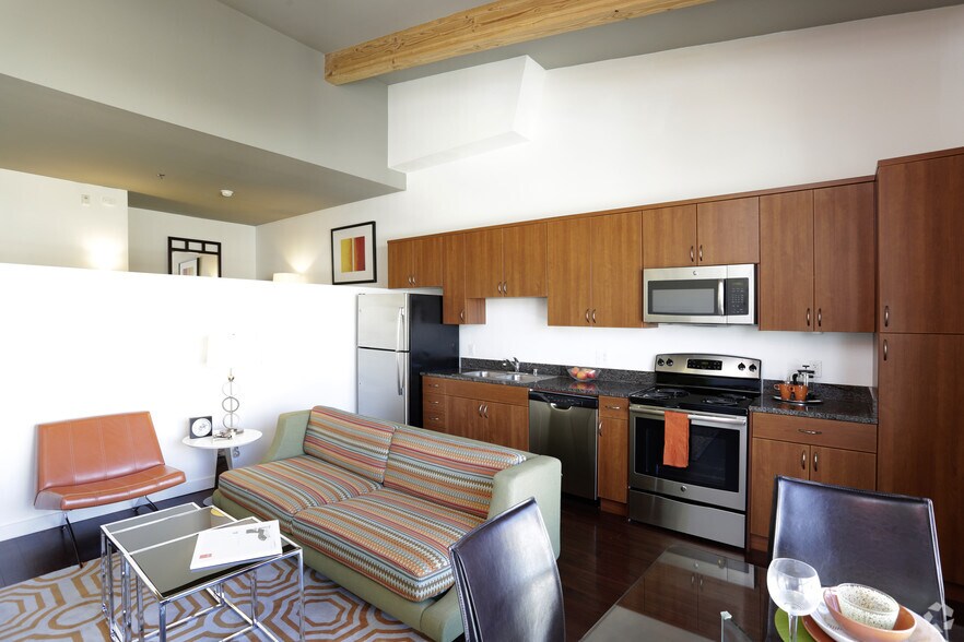 More Photos Of 707-777 G St, San Diego Apartments For Lease