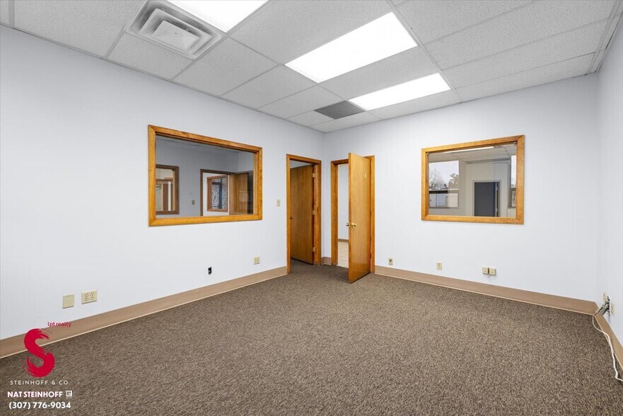 More Photos Of 4113 W Yellowstone Hwy, Casper Flex For Sale