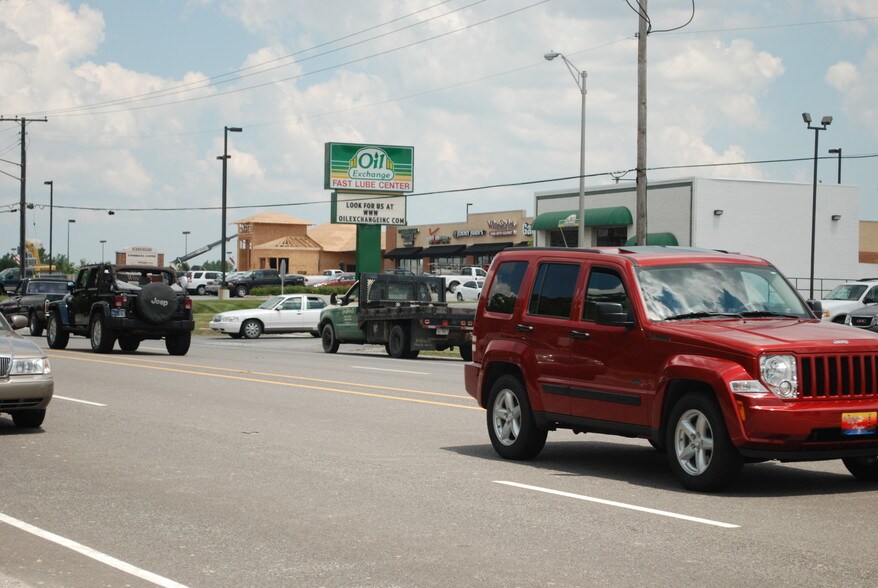More Photos Of 10033 Wicker Ave, Saint John Freestanding For Lease