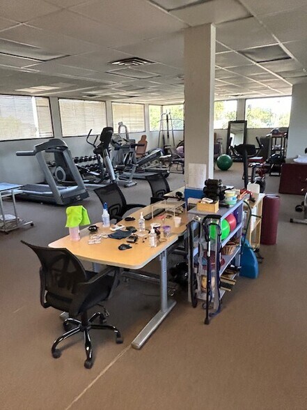 More Photos Of 303 N Centennial Way, Mesa Medical For Sale