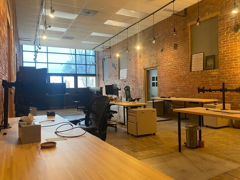More Photos Of 2 S Wahsatch Ave, Colorado Springs Office For Lease