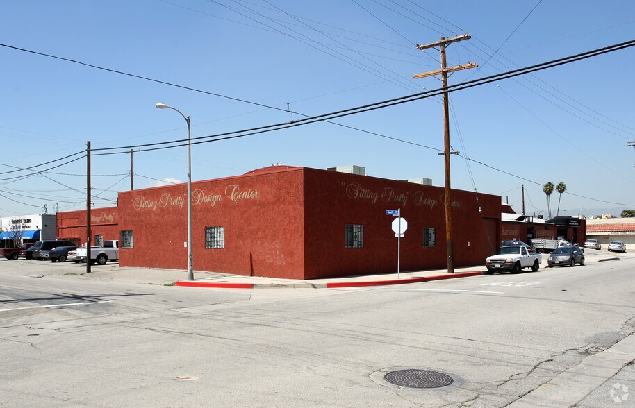 More Photos Of 7115 Darby Ave, Reseda Warehouse For Sale