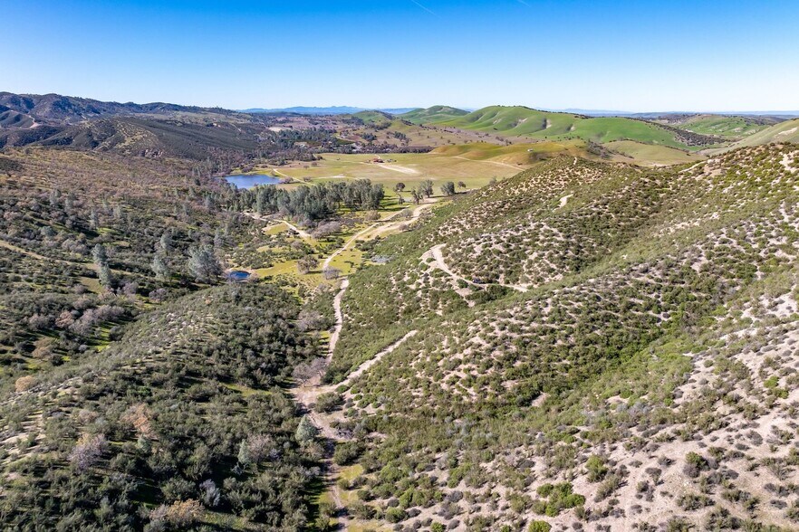 More Photos Of 535 Calf Canyon Hwy, Creston Winery Vineyard For Sale