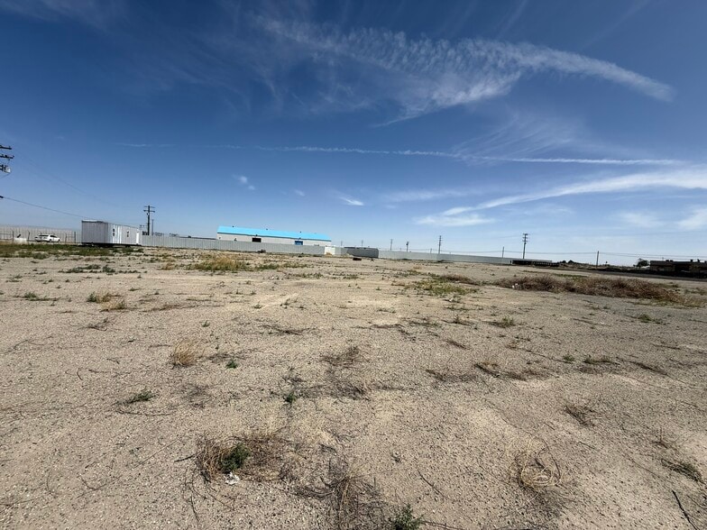 More Photos Of 45711 Division St, Lancaster Land For Sale