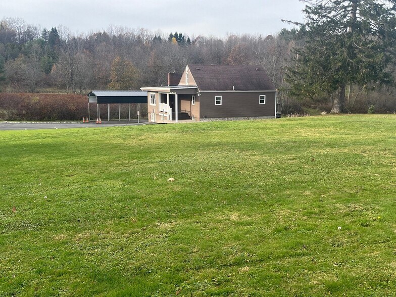 More Photos Of 1126 Pittsburgh Rd, Valencia Office For Sale