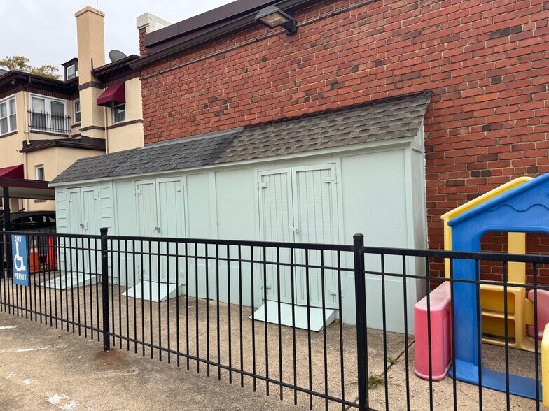 More Photos Of 721 N Columbus St, Alexandria Schools For Lease