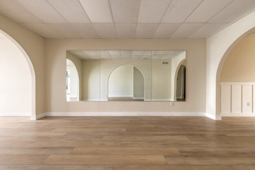 More Photos Of 418 Canal St, New Smyrna Beach Loft Creative Space For Sale