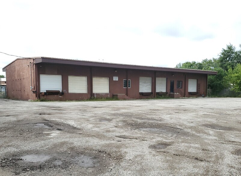 Primary Photo Of 2046 Keystone Dr, Springfield Industrial For Sale