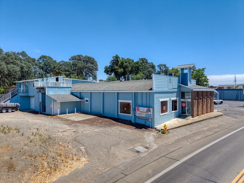 More Photos Of 14420 Lakeshore Dr, Clearlake Office For Sale