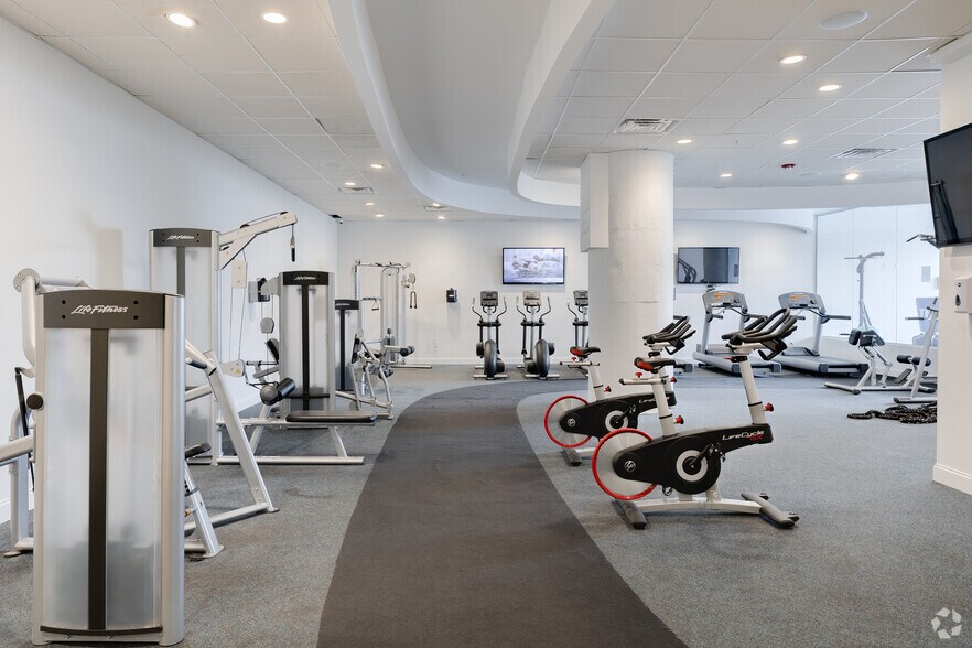 More Photos Of 1 Brown St, Philadelphia Apartments For Lease