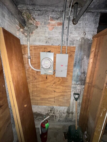 More Photos Of 5001 S Hermitage Ave, Chicago Religious Facility For Sale