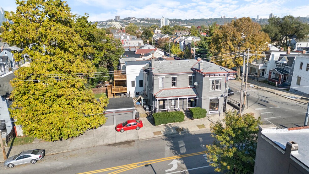 More Photos Of 411 E 10th St, Newport Storefront Retail Residential For Sale