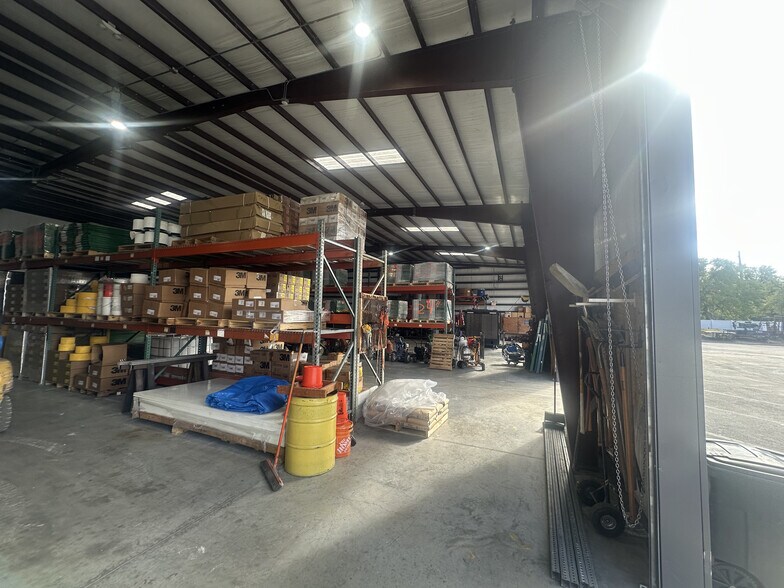 More Photos Of 11524 31st Ter E, Palmetto Industrial For Sale