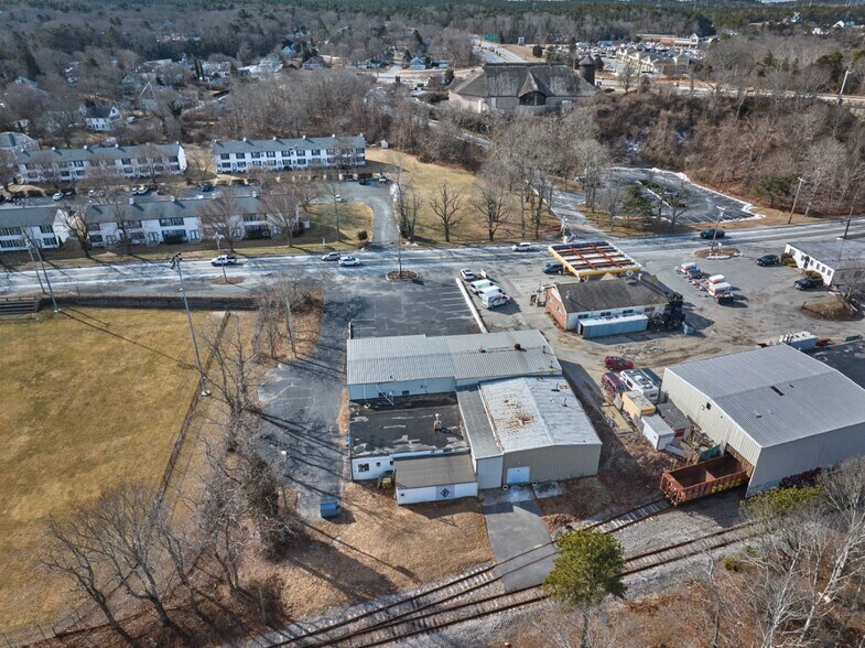 More Photos Of 851 Sandwich Rd, Bourne Freestanding For Sale