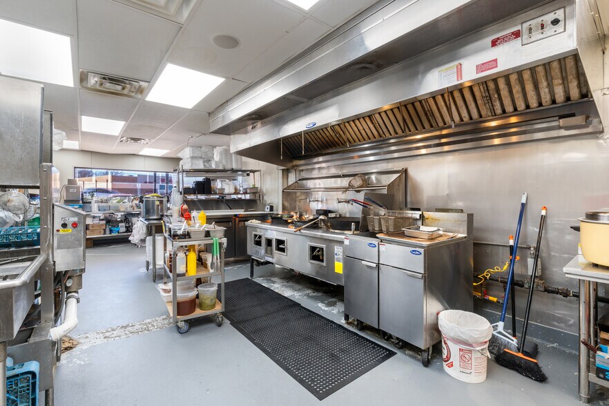 More Photos Of 403 Highway 412 W, Siloam Springs Restaurant For Sale