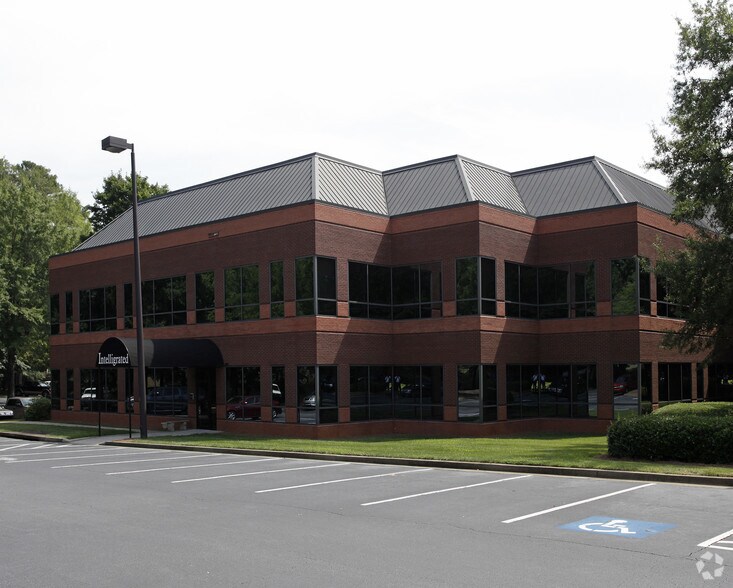 More Photos Of 5895 Windward Pky, Alpharetta Office For Lease