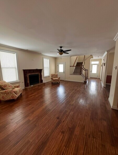 More Photos Of 28795 Old Village rd, Mechanicsville Specialty For Lease