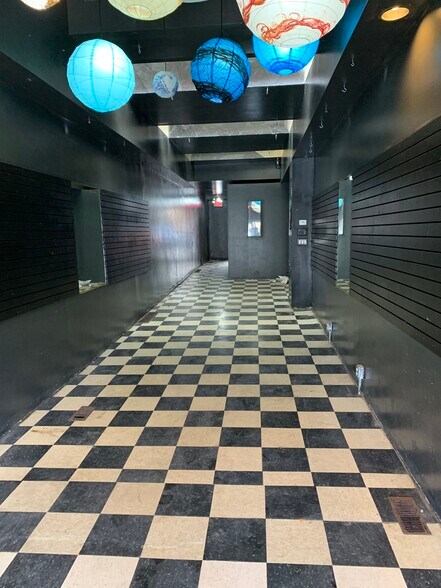 More Photos Of 224-226 W Michigan Ave, Ypsilanti Apartments For Lease