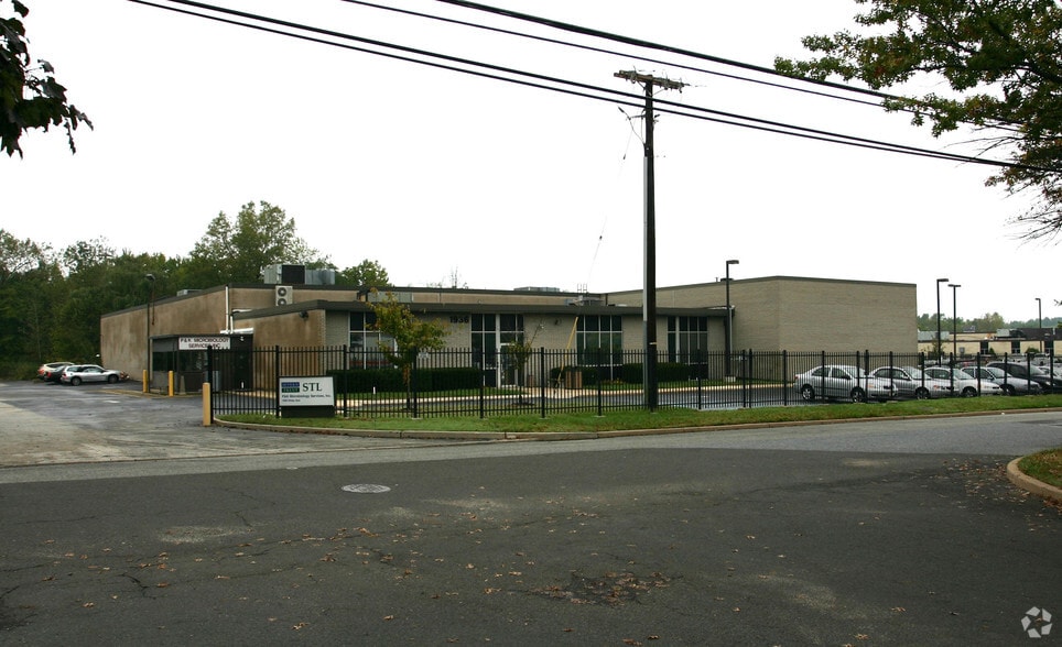 More Photos Of 1936 Olney Ave, Cherry Hill Manufacturing For Sale