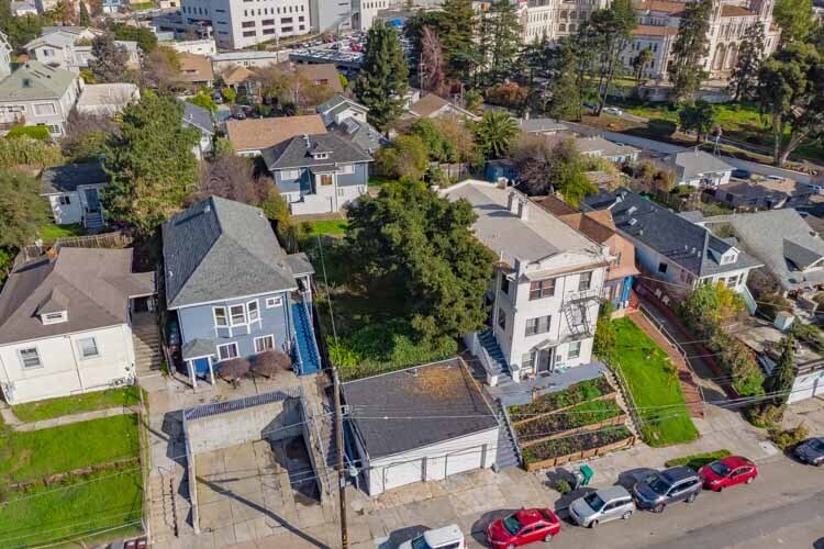 More Photos Of 1364 E 27th St, Oakland Apartments For Sale
