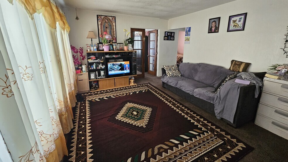 More Photos Of 706 Laurel St, Kelso Apartments For Sale