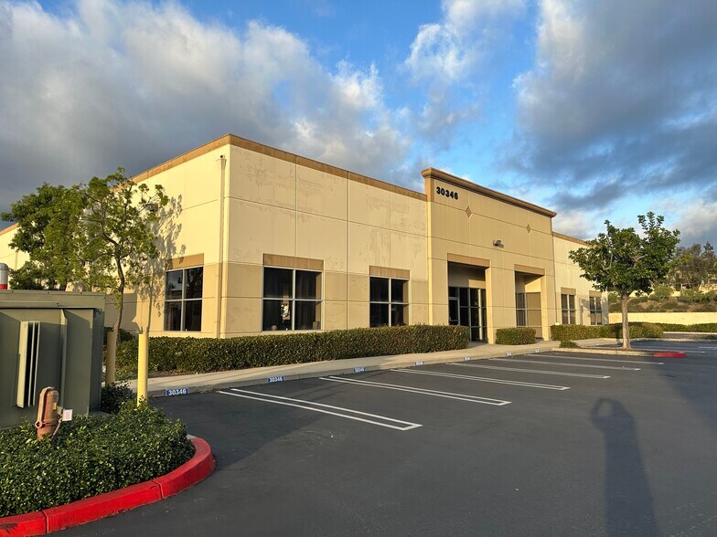More Photos Of 30346 Esperanza, Rancho Santa Margarita Light Manufacturing For Lease
